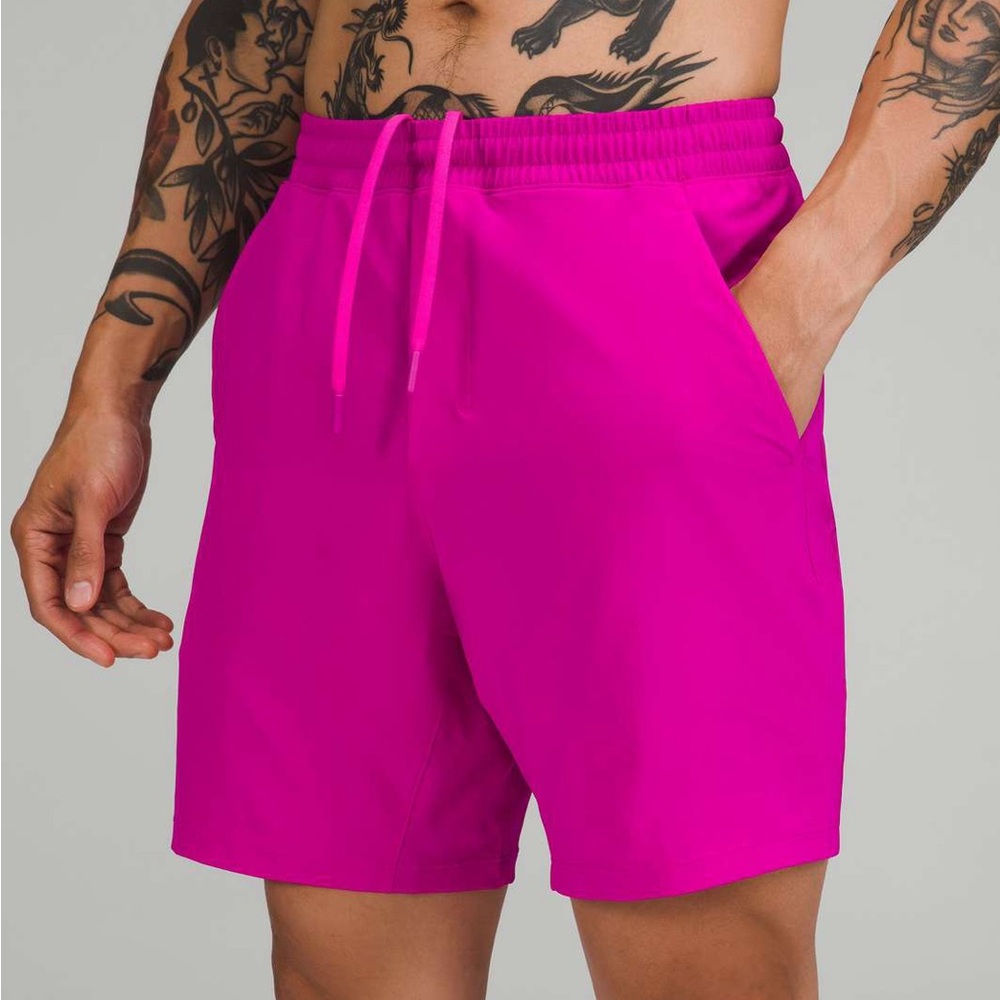Lululemon Pace Breaker Linerless Short 7"  Size Small Like new